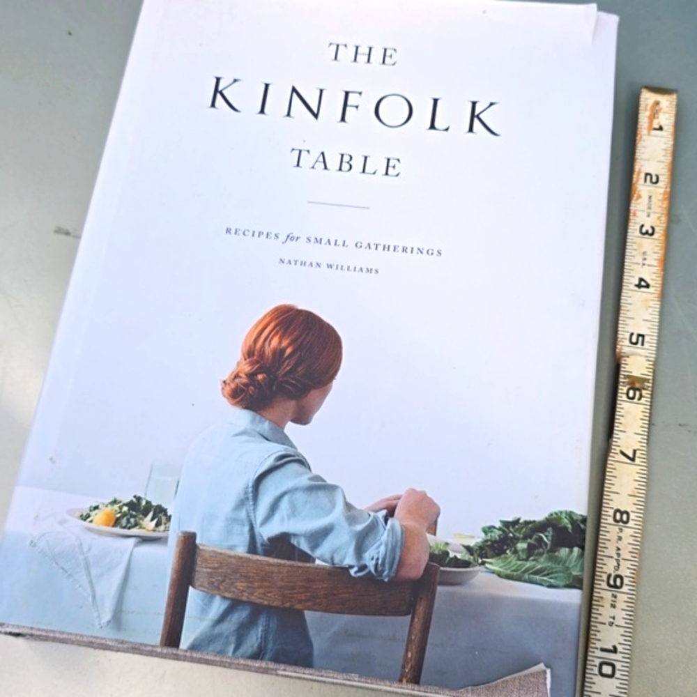 THE KINFOLK TABLE  Hardcover Book COOK LIFESTYLE Entertaining by Nathan Williams